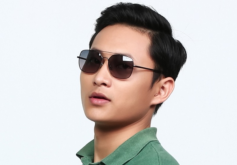 Kiểu dáng thanh lịch, dễ deo